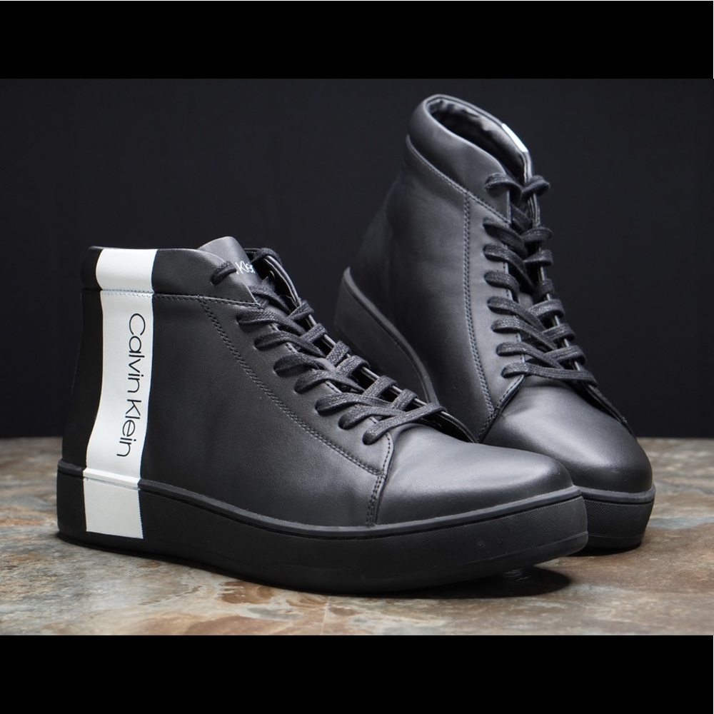 Calvin Klein Nilo black leather high tops w/ white